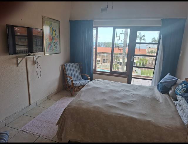 3 BEDROOM DUPLEX FOR SALE IN UVONGO BEACH
